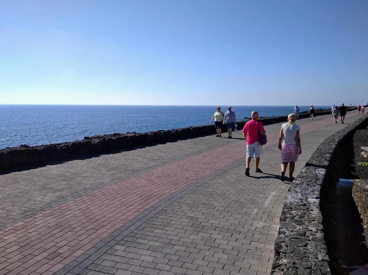 Aqua Apt Sunrise & Sea Views Costa Teguise Apartment