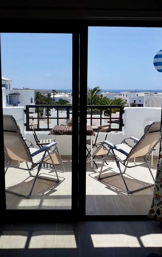 Aqua Apt Sunrise & Sea Views location